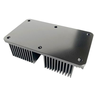 Urządzenia sprzętowe Aluminium CNC Obrobione ciepło osłon Komponenty Pin Fin Typ