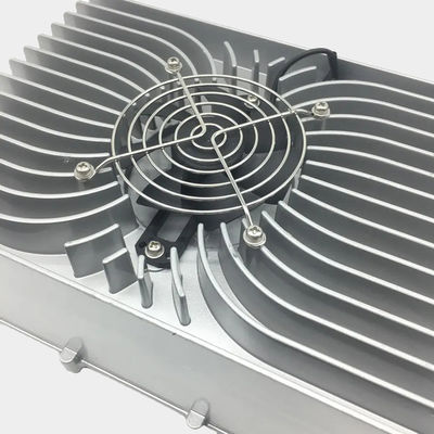 Wysokiej wytrzymałości złoże aluminiowe zlewkę cieplną do urządzeń elektronicznych w zastosowaniach przemysłowych