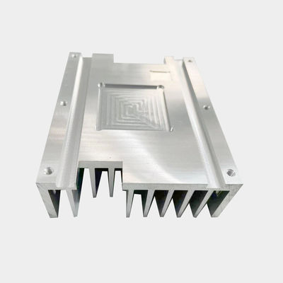 Zastosowane części obróbki CNC Obrobione CNC Aluminiowe płetwy chłodzące 5 mm Wysokość płetwy 2 mm