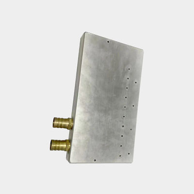Przewodzenie śruby montaż aluminiowej płyty zimnej zlewu ciepła dla różnych urządzeń elektronicznych